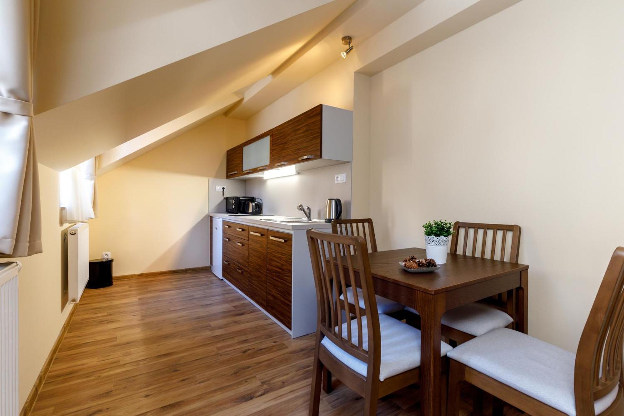 Apartments Menuet Карловы Вары Номер фото