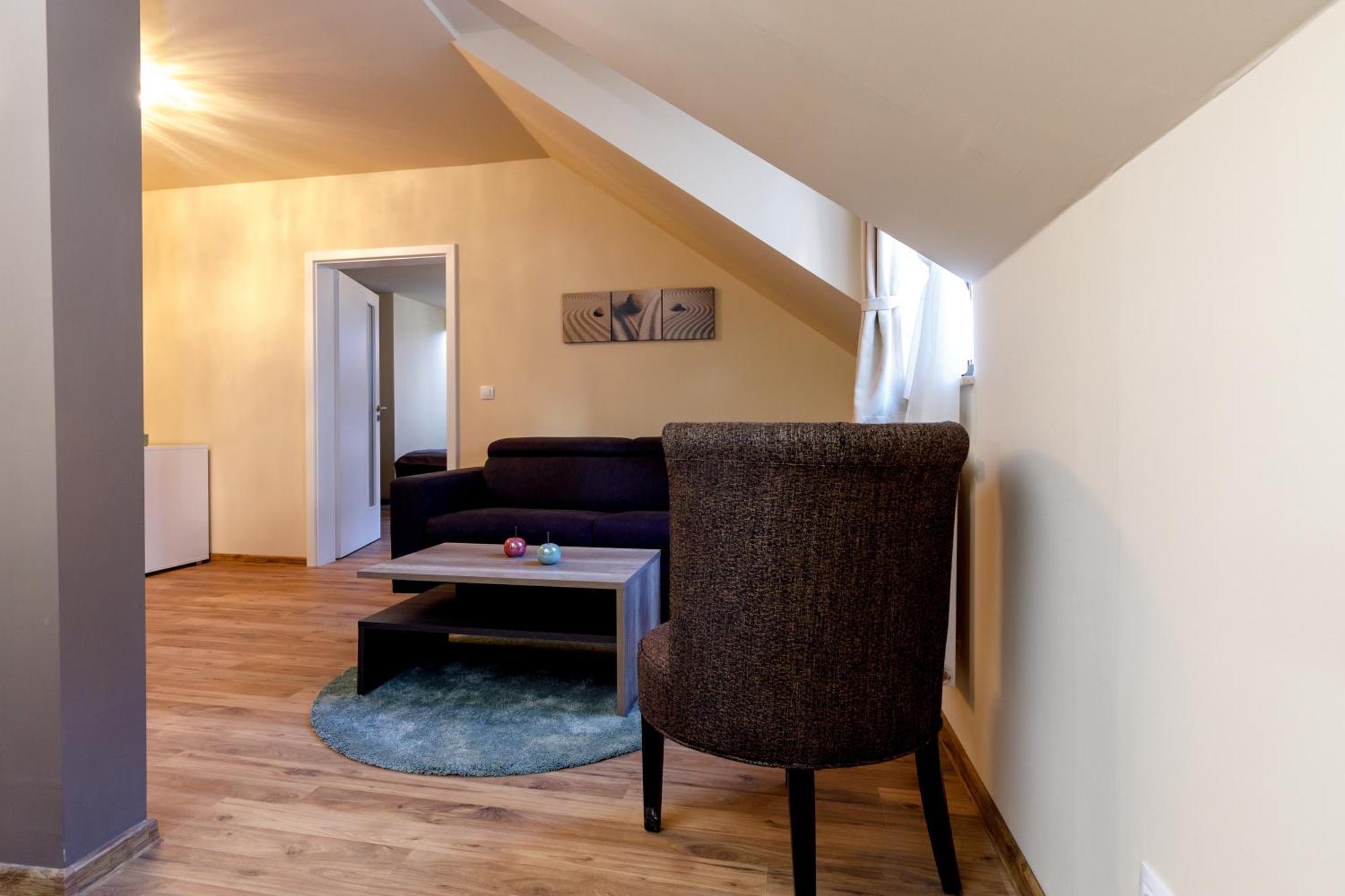 Apartments Menuet Карловы Вары Номер фото